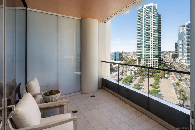 888 W E Street 1105, San Diego, CA 92101