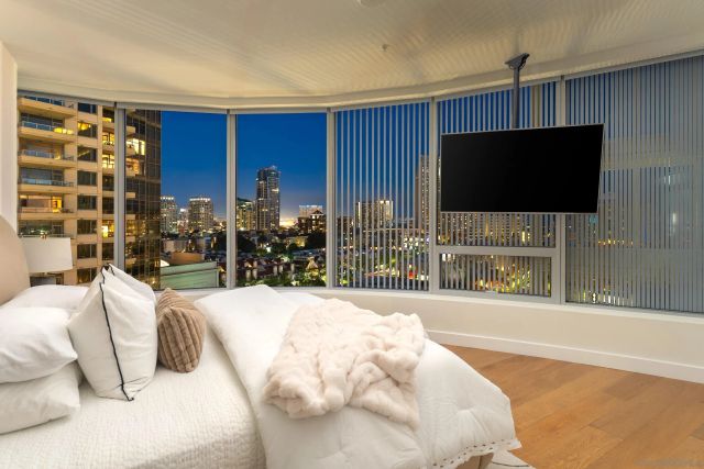 888 W E Street 1105, San Diego, CA 92101