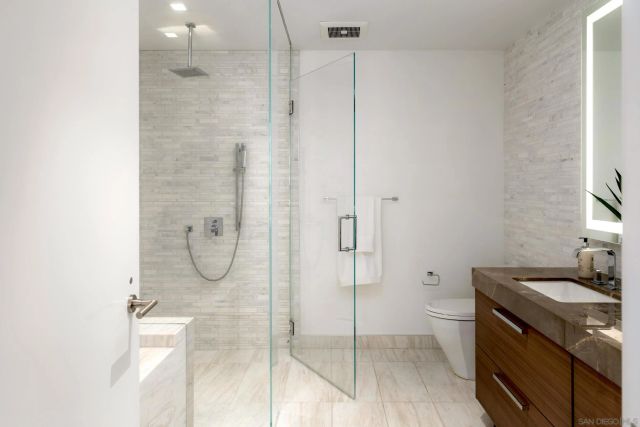 888 W E Street 1105, San Diego, CA 92101