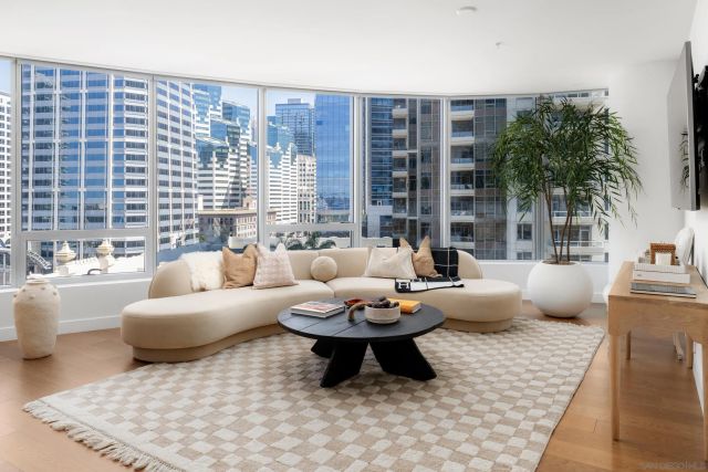 888 W E Street 1105, San Diego, CA 92101