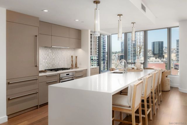 888 W E Street 1105, San Diego, CA 92101