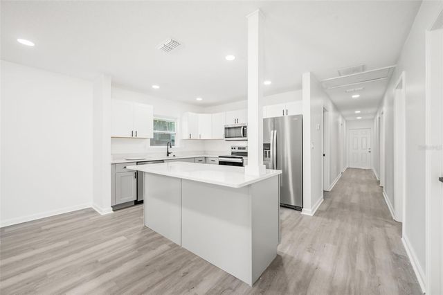 1523 NE 1ST AVENUE, Gainesville, FL 32641