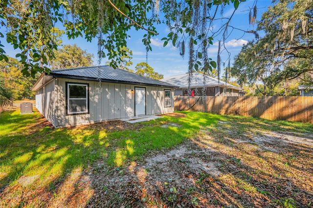 1523 NE 1ST AVENUE, Gainesville, FL 32641