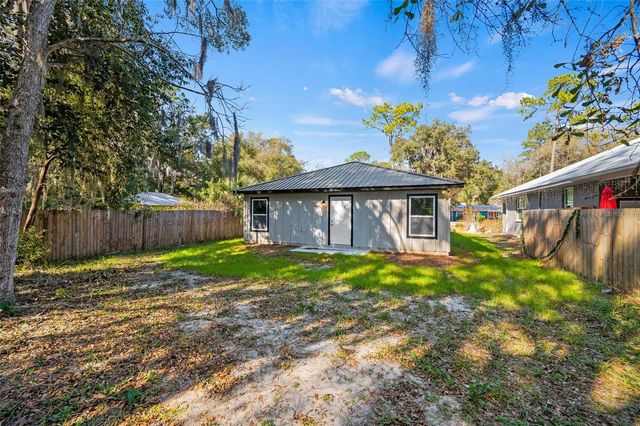 1523 NE 1ST AVENUE, Gainesville, FL 32641