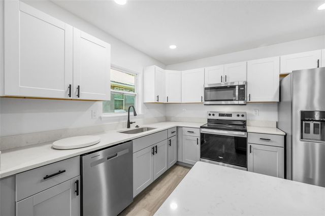 1523 NE 1ST AVENUE, Gainesville, FL 32641