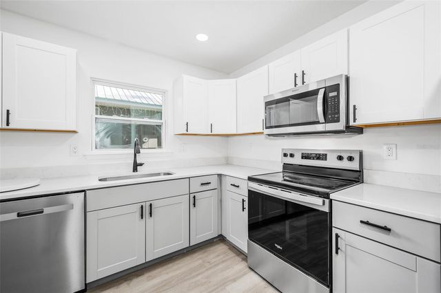 1523 NE 1ST AVENUE, Gainesville, FL 32641