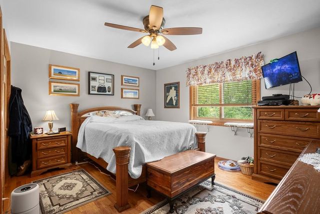 2710 66th St NW, Minot, ND 58703