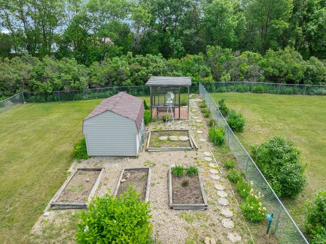 2710 66th St NW, Minot, ND 58703