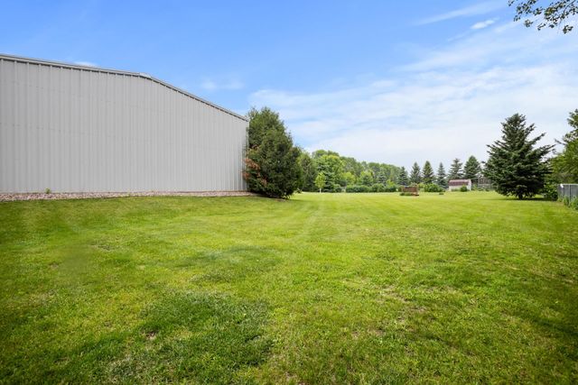 2710 66th St NW, Minot, ND 58703