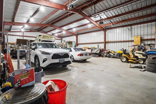 2710 66th St NW, Minot, ND 58703