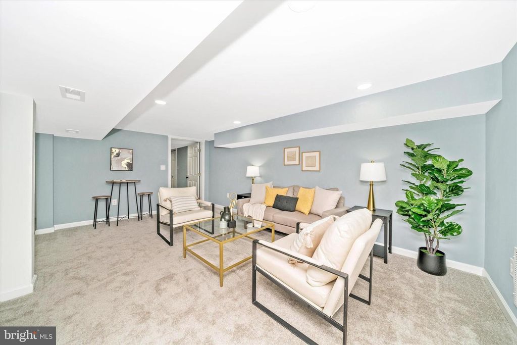 Image 37 of property listing at 6700 PARSONS AVE, Baltimore, MD 21215