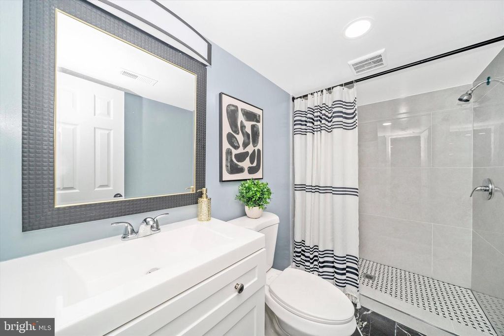 Image 40 of property listing at 6700 PARSONS AVE, Baltimore, MD 21215