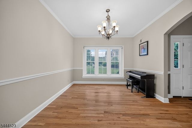 721 Ringwood Ave, Pompton Lakes Boro, NJ 07442