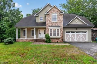 721 Ringwood Ave, Pompton Lakes Boro, NJ 07442