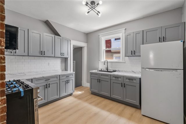 1437 Orchlee St, Brighton Heights, PA 15212