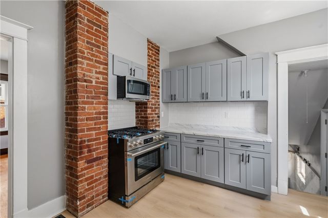 1437 Orchlee St, Brighton Heights, PA 15212
