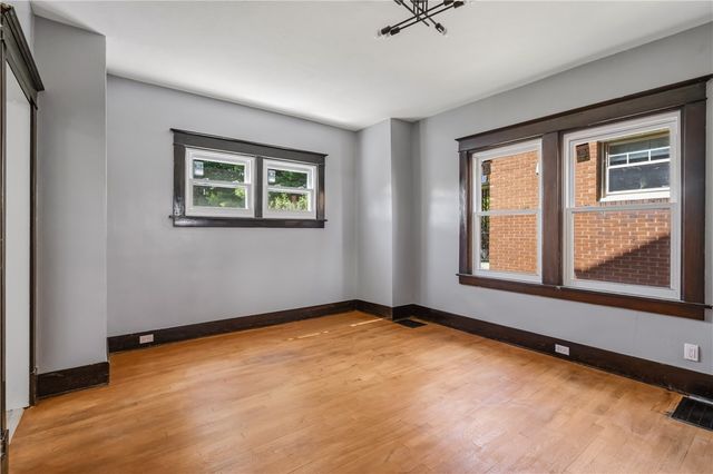 1437 Orchlee St, Brighton Heights, PA 15212