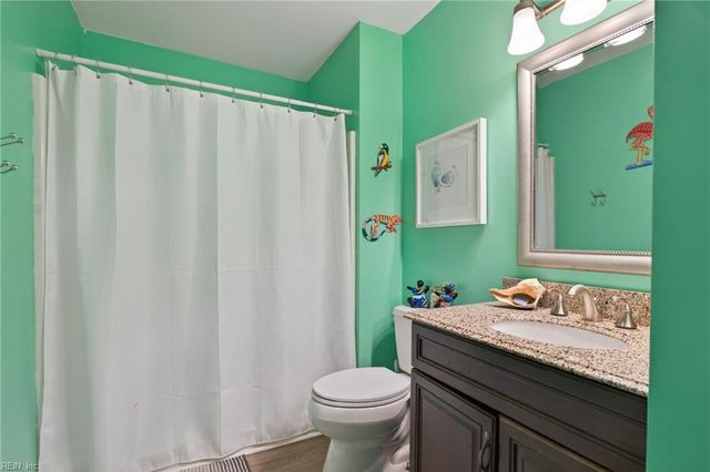 3451 Cricket Hollow LN, Chesapeake, VA 23321