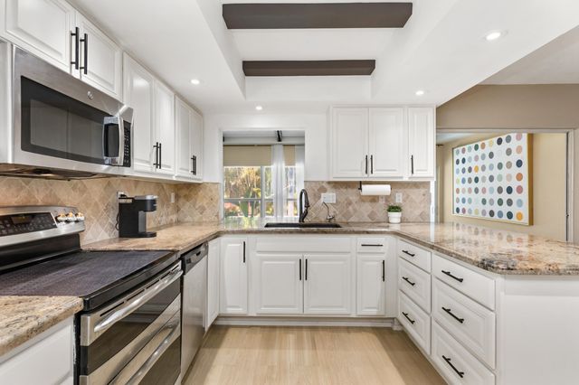 1431 NW 70th Way, Plantation, FL 33313
