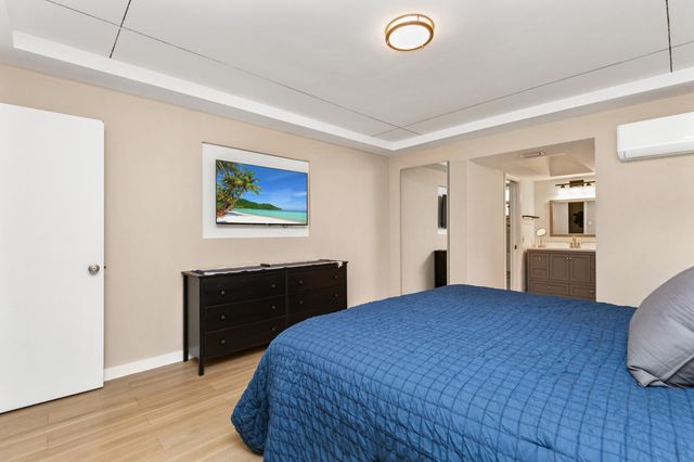 1431 NW 70th Way, Plantation, FL 33313