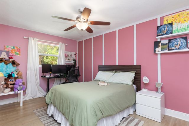 1431 NW 70th Way, Plantation, FL 33313