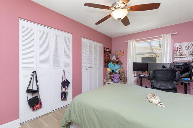 1431 NW 70th Way, Plantation, FL 33313