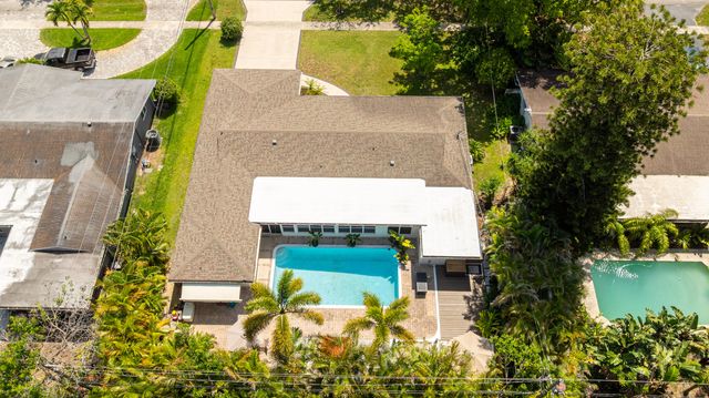 1431 NW 70th Way, Plantation, FL 33313