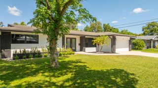 1431 NW 70th Way, Plantation, FL 33313