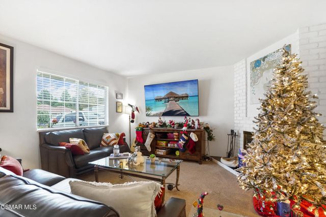 1075 Seybolt Avenue, Camarillo, CA 93010