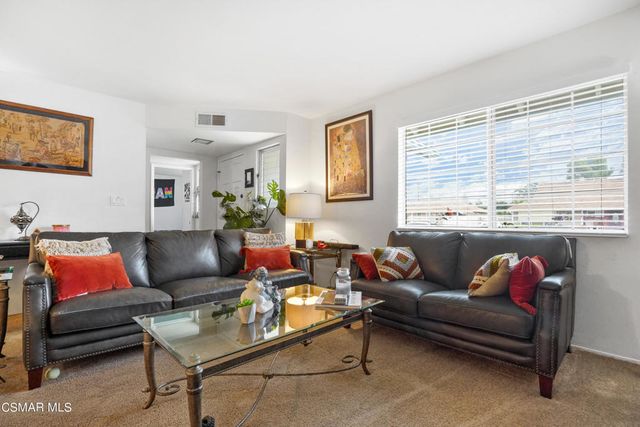 1075 Seybolt Avenue, Camarillo, CA 93010