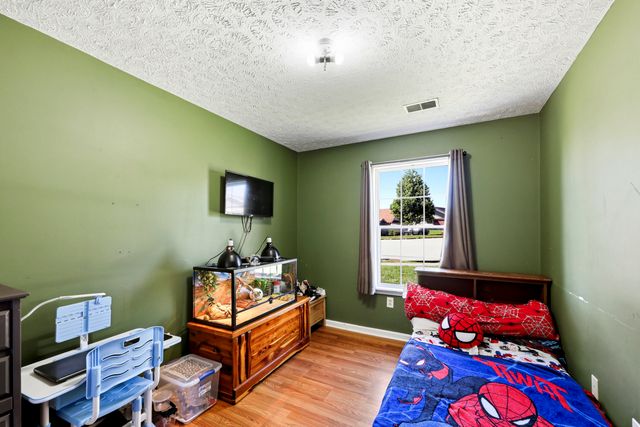 235 Holly Lane, Paris, KY 40361