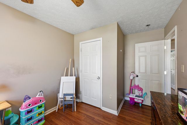 235 Holly Lane, Paris, KY 40361