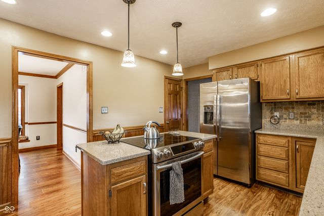 13837 Scott Drive, Carmel, IN 46032