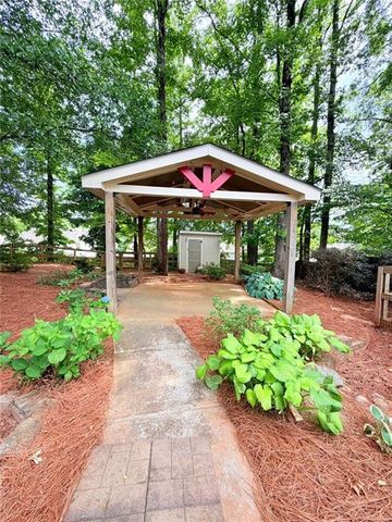1030 Amber Waves Avenue, Hoschton, GA 30548