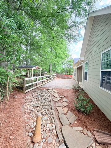 1030 Amber Waves Avenue, Hoschton, GA 30548