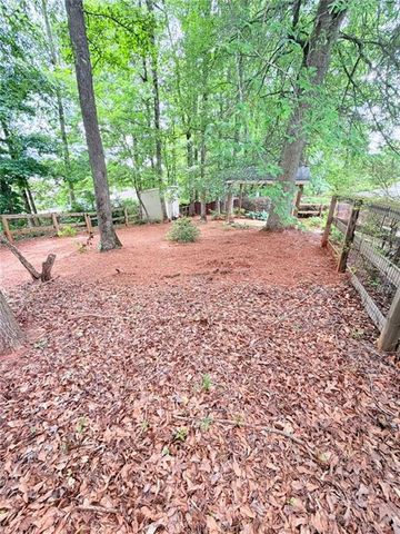 1030 Amber Waves Avenue, Hoschton, GA 30548