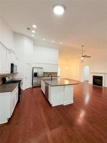 1030 Amber Waves Avenue, Hoschton, GA 30548