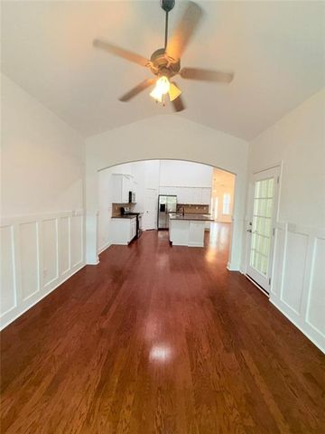 1030 Amber Waves Avenue, Hoschton, GA 30548