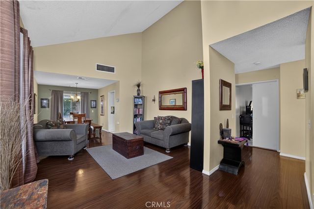 1270 Sherry Way, Redlands, CA 92374