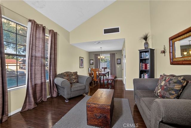 1270 Sherry Way, Redlands, CA 92374