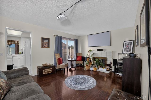 1270 Sherry Way, Redlands, CA 92374