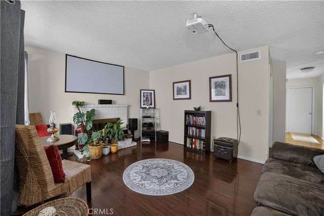 1270 Sherry Way, Redlands, CA 92374