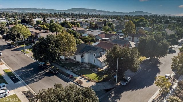 1270 Sherry Way, Redlands, CA 92374