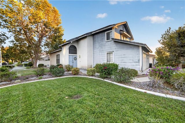 1270 Sherry Way, Redlands, CA 92374