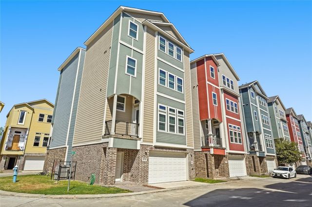 2116 Bidwell Drive, Houston, TX 77018