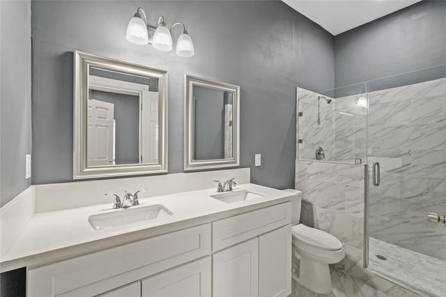 2116 Bidwell Drive, Houston, TX 77018