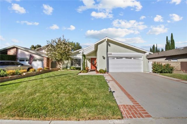 25415 Via Impreso, Valencia, CA 91355