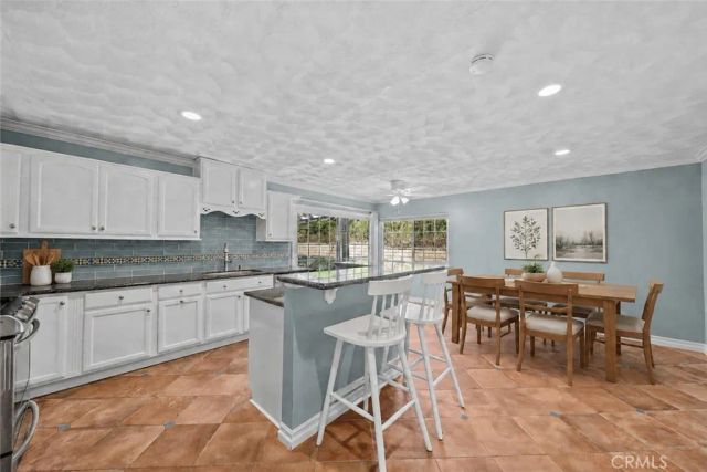 25415 Via Impreso, Valencia, CA 91355