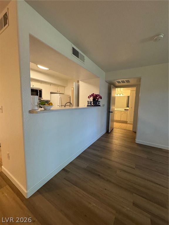 Image 13 of property listing at 2300 East Silverado Ranch Boulevard 1187, Las Vegas, NV 89183