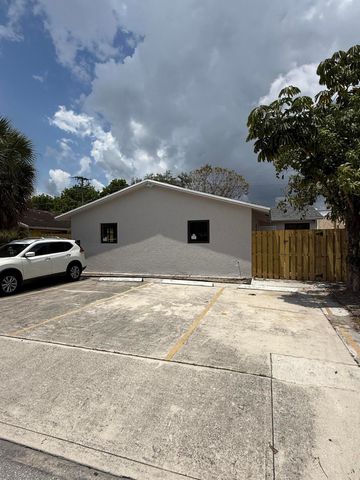 1609 N J Street, Lake Worth Beach, FL 33460
